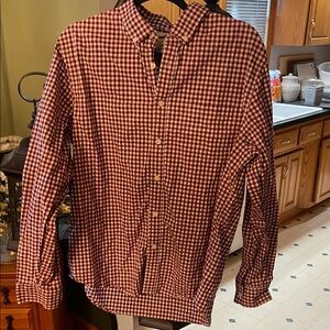 Old Navy Men's Red and White Checkered Button-Down Shirt